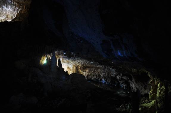 A dupla saída de Terra Ronca 1, no P.E. de Terra Ronca, região de São Domingos - GO
